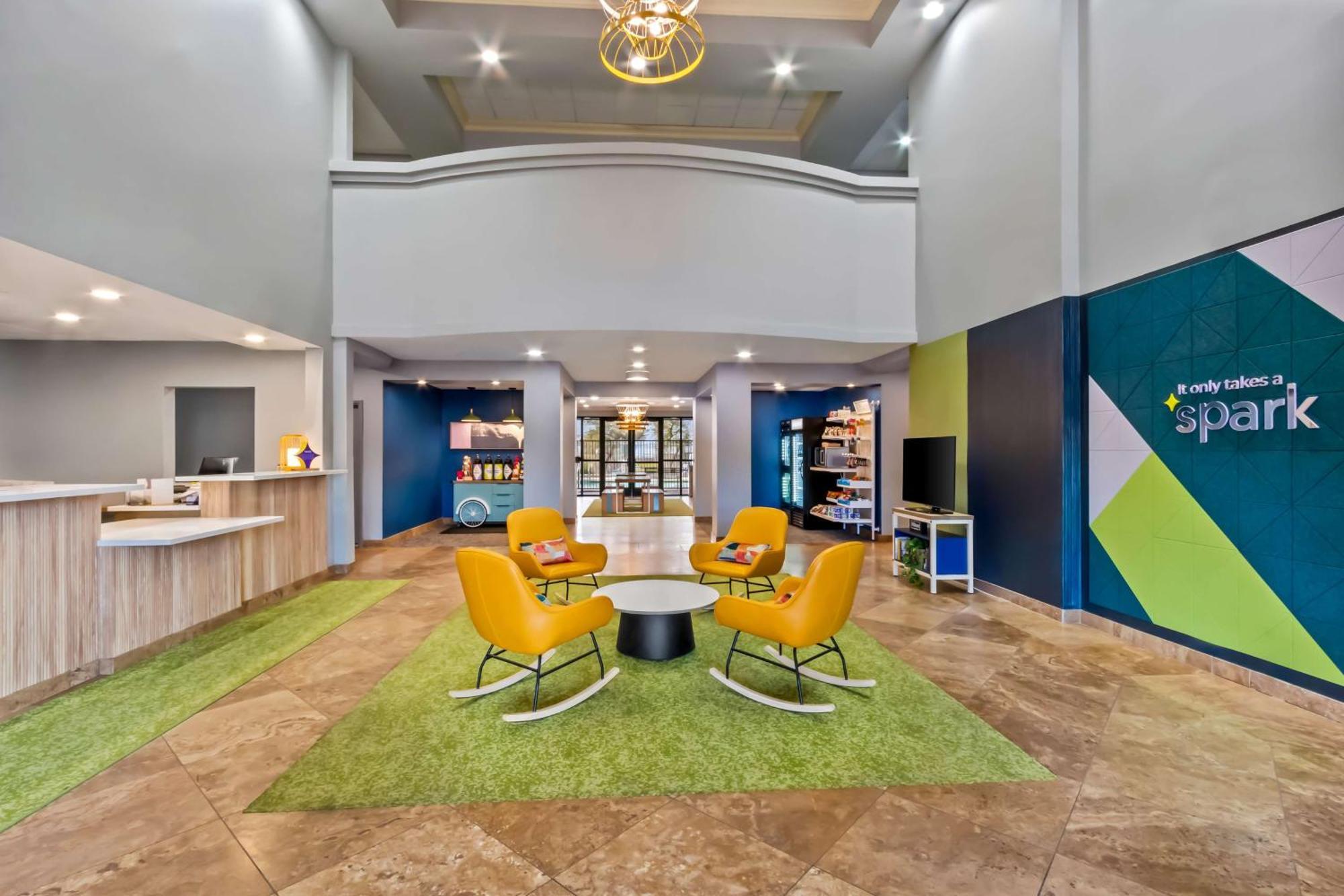 Spark By Hilton Phoenix East เมซา ภายนอก รูปภาพ